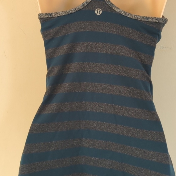 Lululemon Power Y Tank in Micro Macro Stripe Alberta Lake Size 4 - Picture 12 of 16